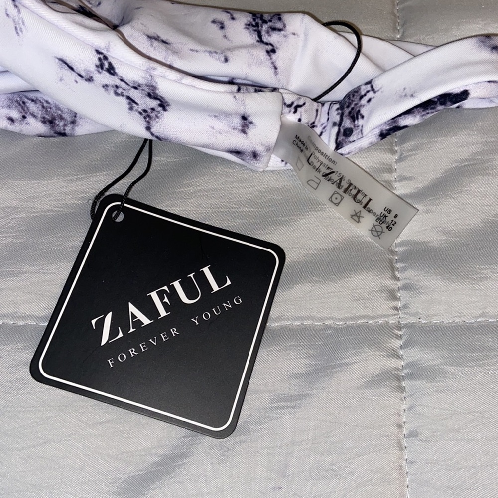 Zaful Bikini Size Large Black & White Marble Adjustable Top & Cheeky Bottom - Picture 3 of 4